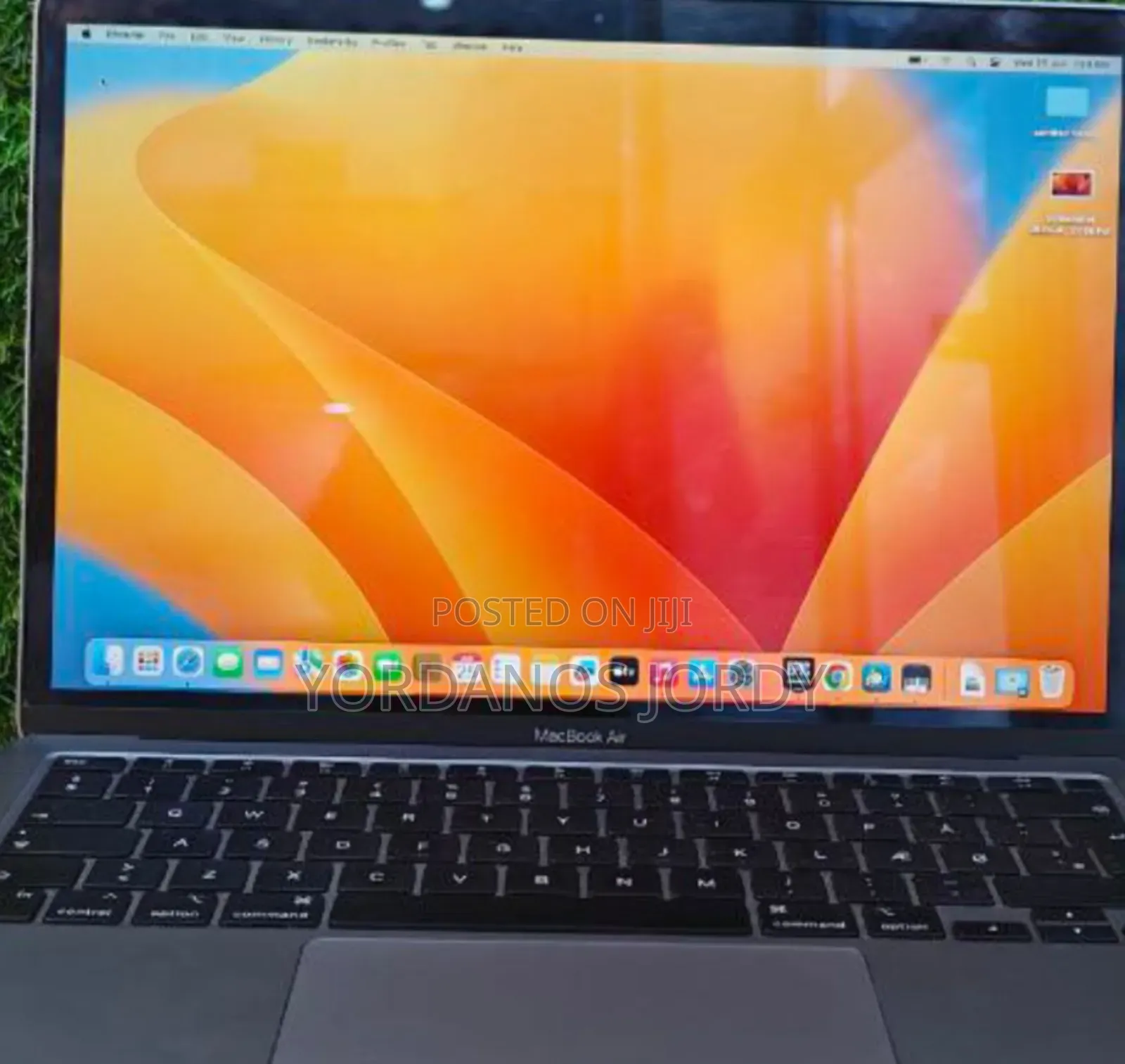 New Laptop Apple MacBook Air 2020 M1 8GB Apple M1 SSD 256GB