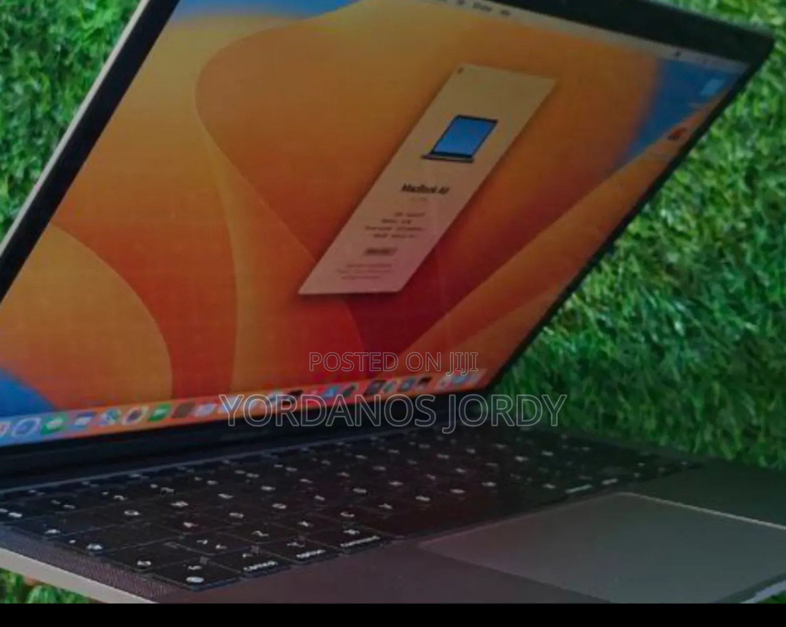 New Laptop Apple MacBook Air 2020 M1 8GB Apple M1 SSD 256GB