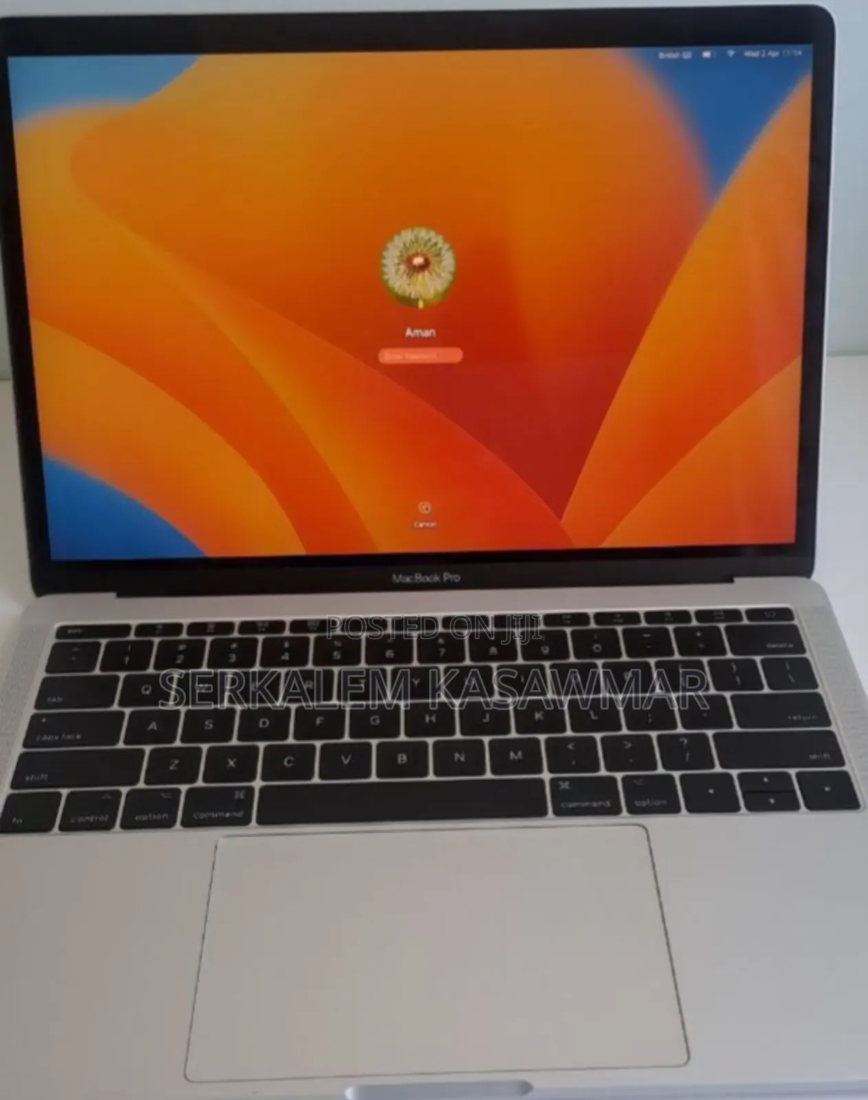 New Laptop Apple MacBook Pro 2017 8GB Intel Core I5 SSD 128GB