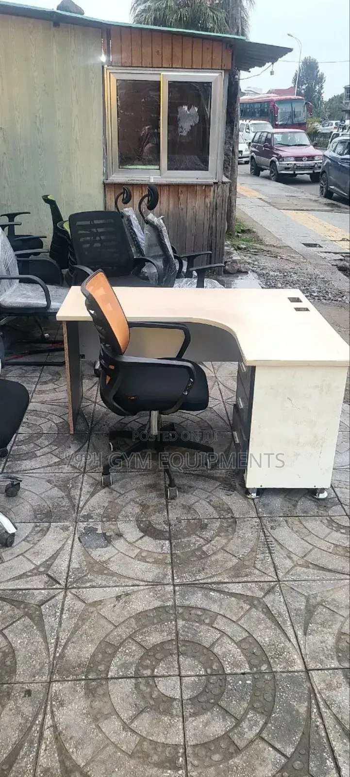 L-Shaped Executive Office Desk – Strong Spacious