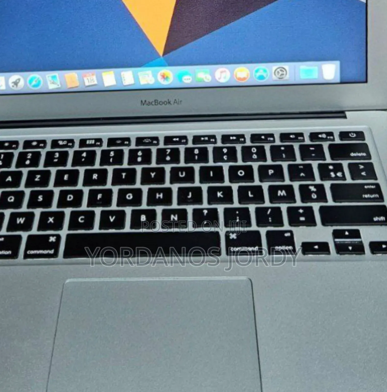 New Laptop Apple MacBook Air 2015 8GB Intel Core i5 SSD 256GB