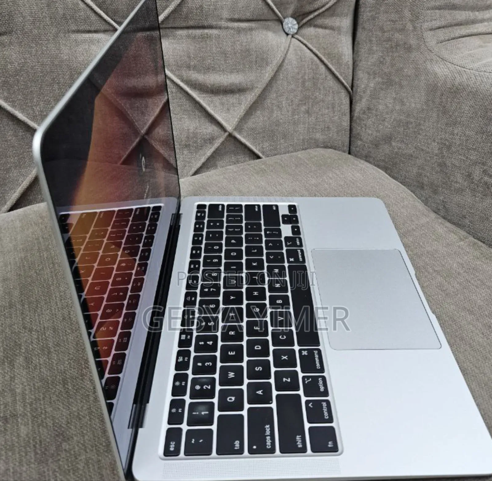 New Laptop Apple MacBook Air 2020 M1 8GB Intel Core I5 SSD 512GB