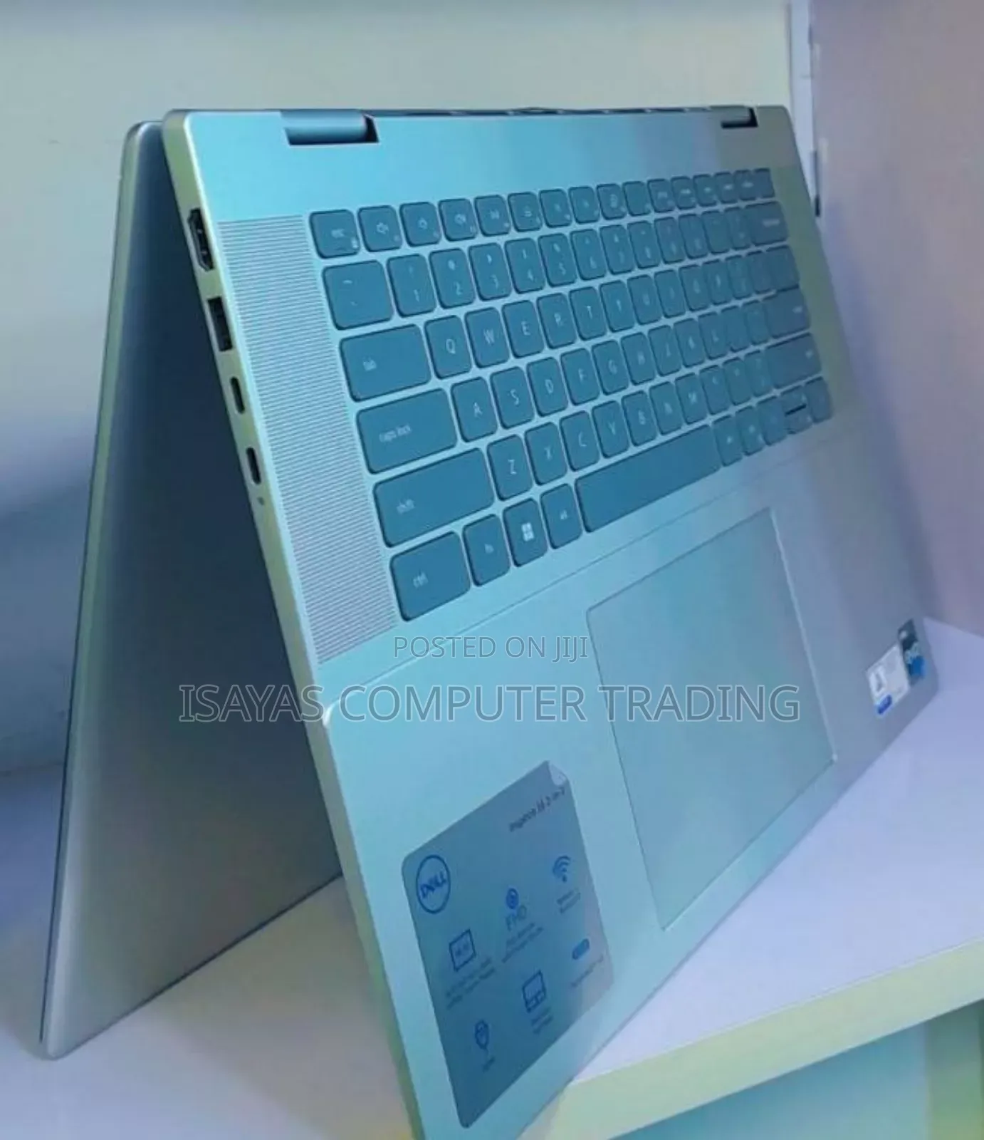 New Laptop Dell Inspiron 16 5620 16GB Intel Core I7 SSD 1T