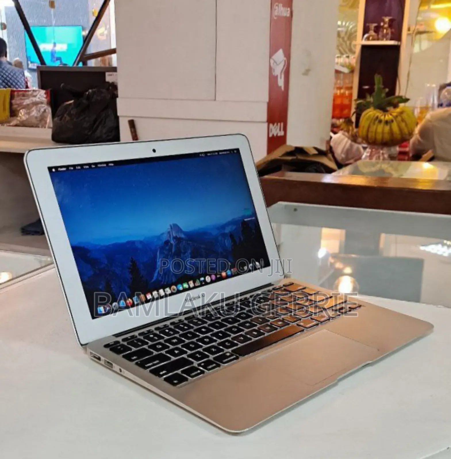 New Laptop Apple MacBook Air 2015 4GB Intel Core I5 SSD 256GB