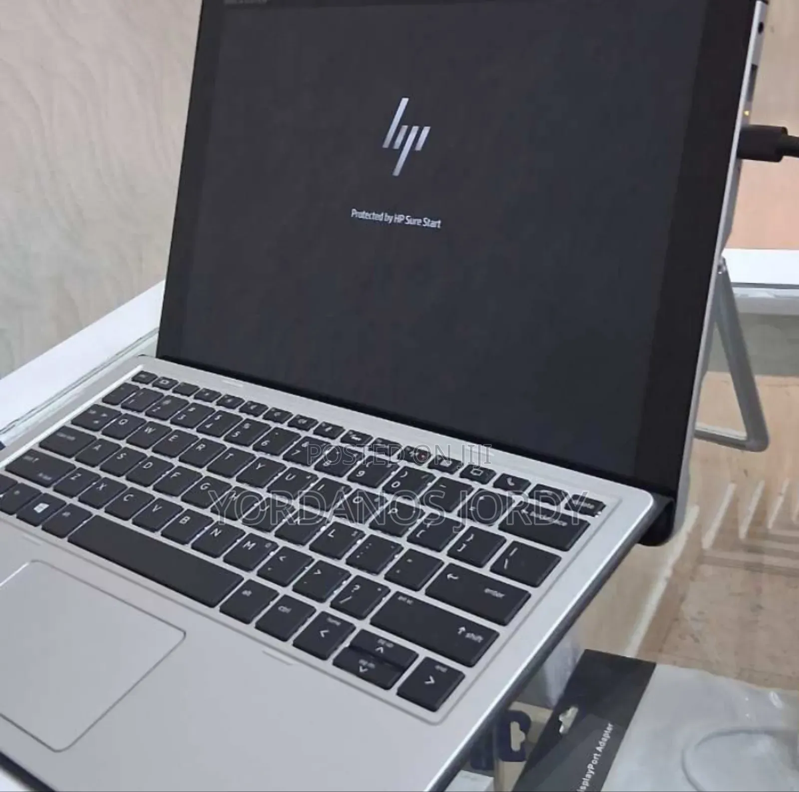 New Laptop HP EliteBook X2 1012 G1 8GB Intel Core i5 SSD 256GB