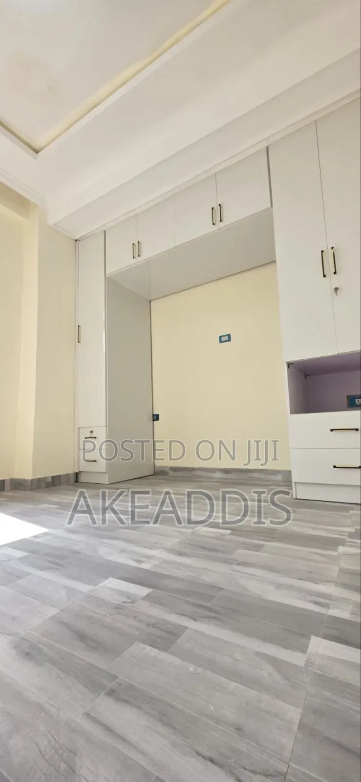 Furnished 3bdrm Condo in Bole Ayat for sale