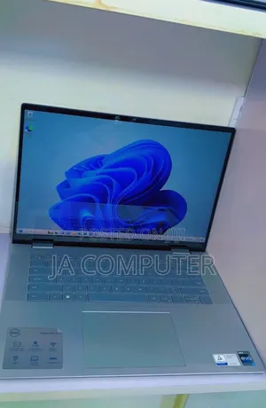 Photo - New Laptop Dell Inspiron 15 16GB Intel Core I7 SSD 1T