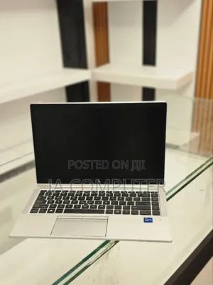 Photo - New Laptop HP EliteBook 840 G8 8GB Intel Core I7 SSD 512GB