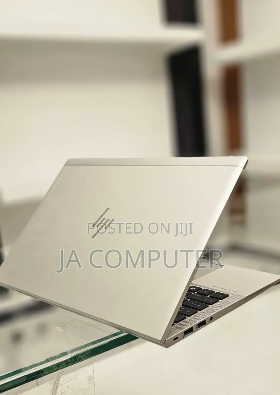 New Laptop HP EliteBook 840 G8 8GB Intel Core I7 SSD 512GB