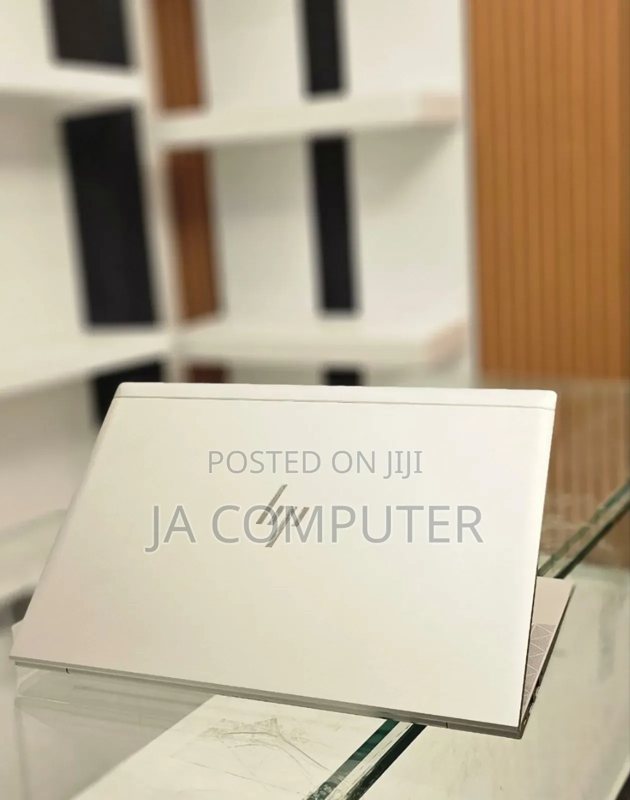 New Laptop HP EliteBook 840 G8 8GB Intel Core I7 SSD 512GB