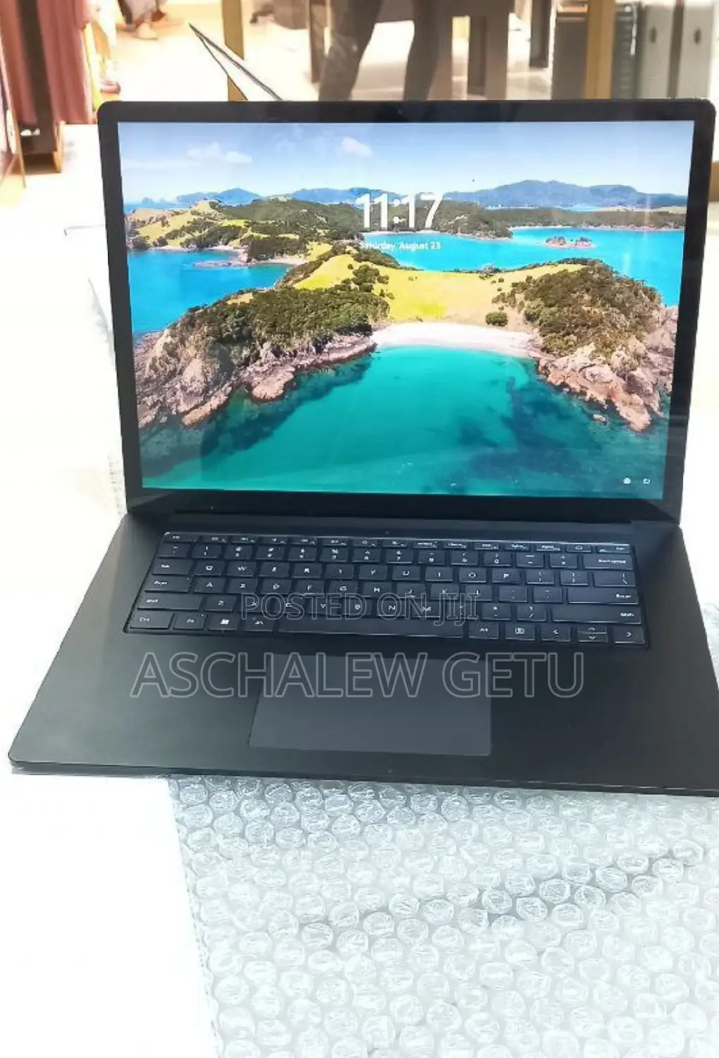 New Laptop Microsoft Surface 16GB Intel Core I7 SSD 512GB