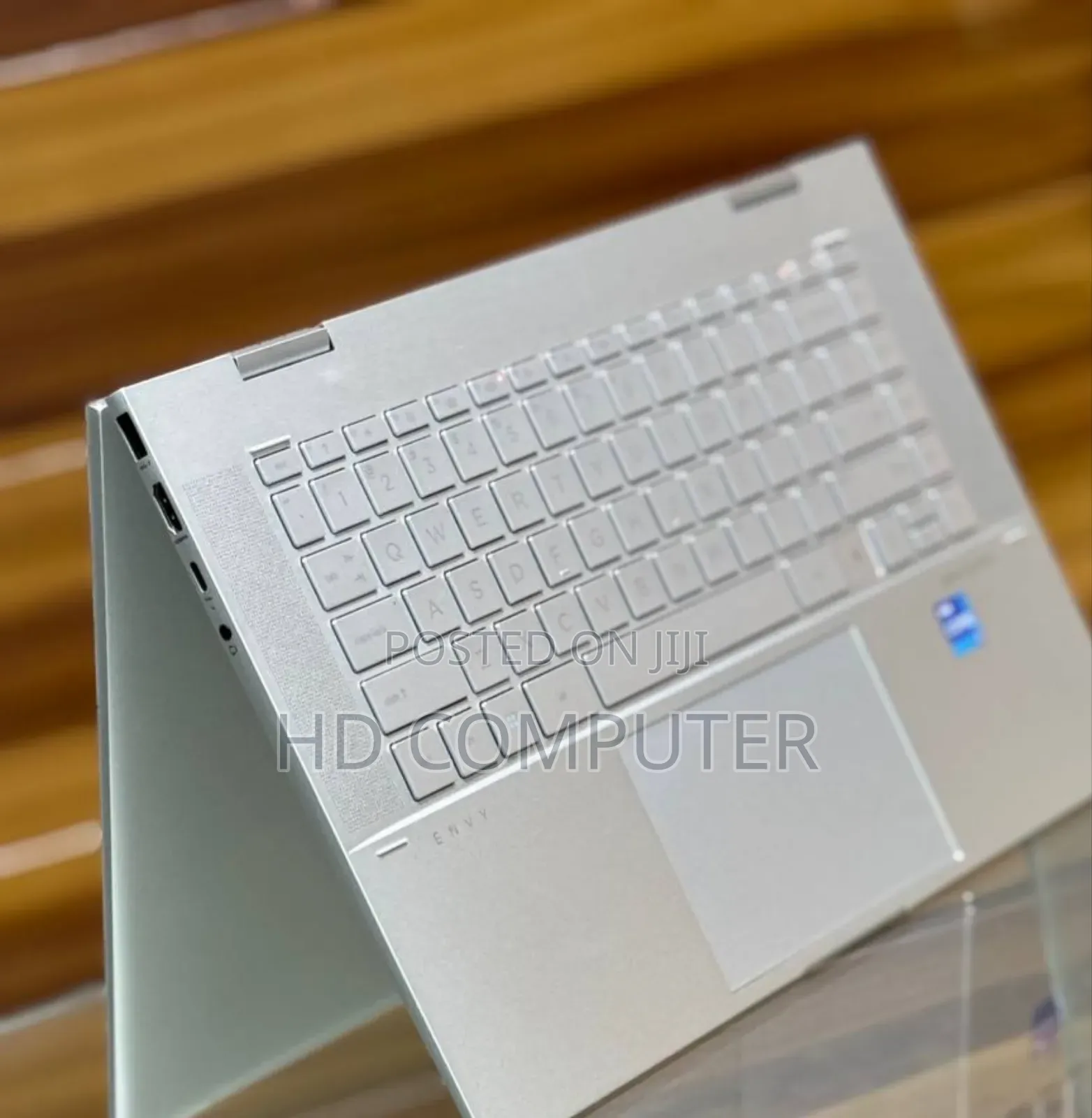 New Laptop HP Envy X360 16GB Intel Core I7 SSD 1T