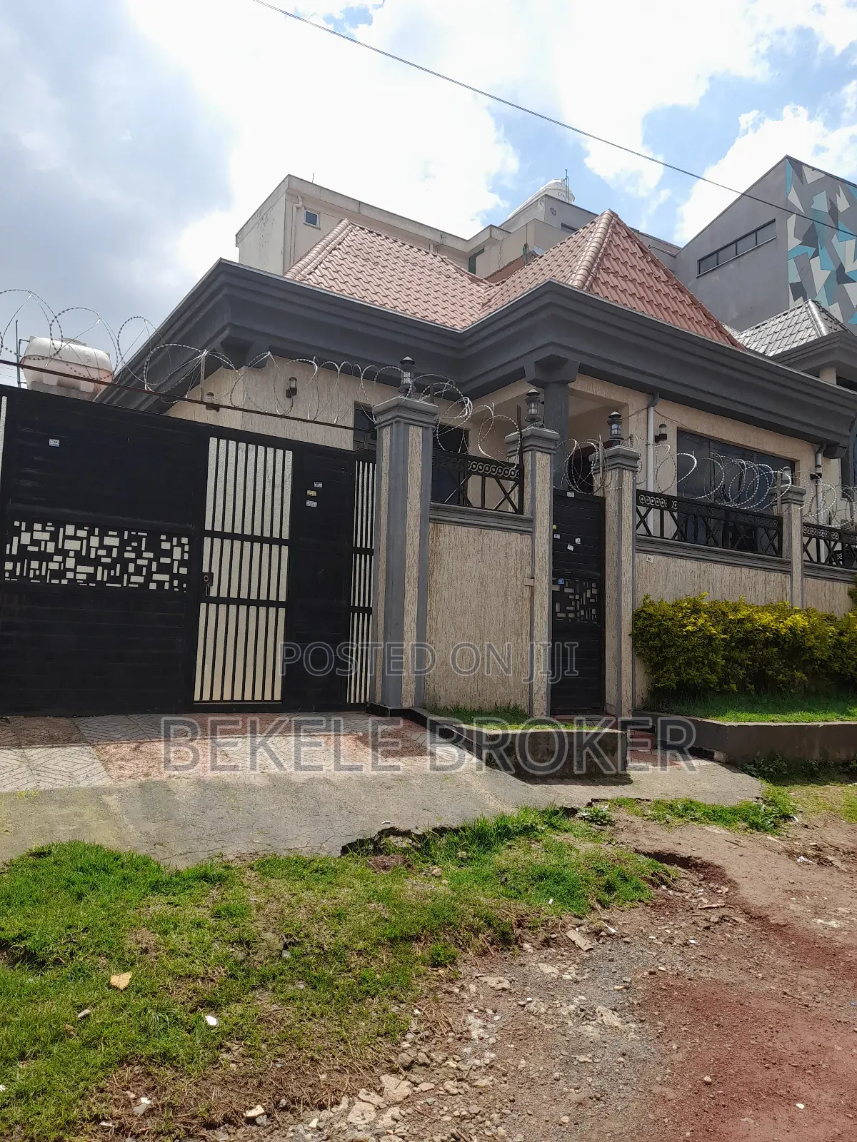 የመሸጥ ቪለ 15.2ሚሊዮን 200ከሬ