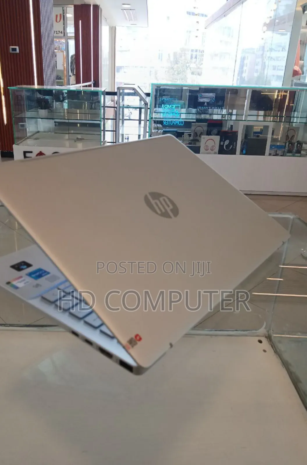 New Laptop HP 16GB Intel Core I7 SSD 512GB