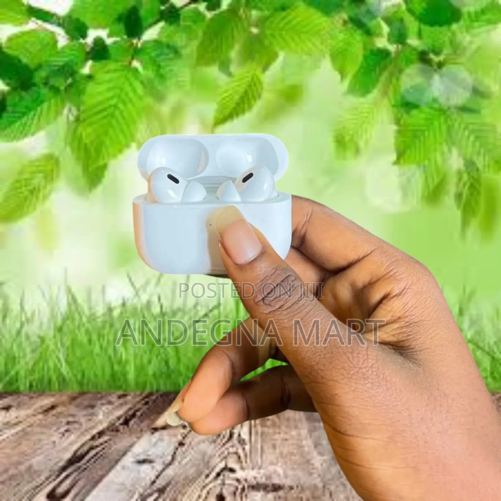 Loud Clear by Airpod Pro: Intuitive Sound, Incredible Clarity.