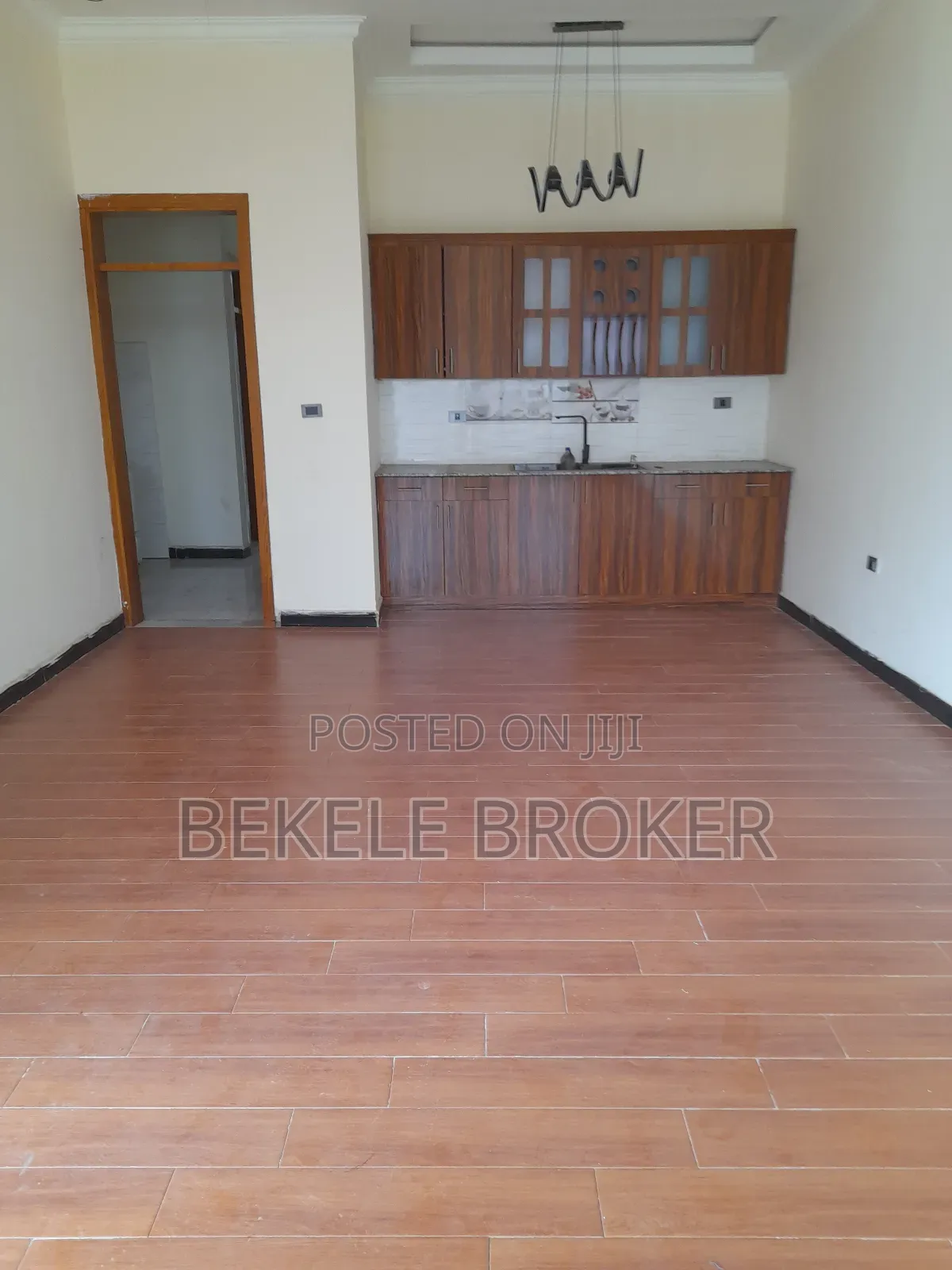 የመሸጥ ቪለ 15.2ሚሊዮን 200ከሬ