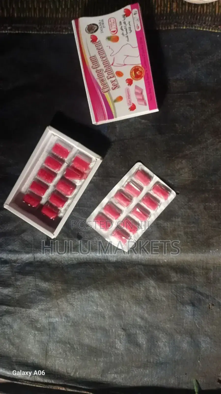 Couples Love Making Chewing Gum Sex Enhancement