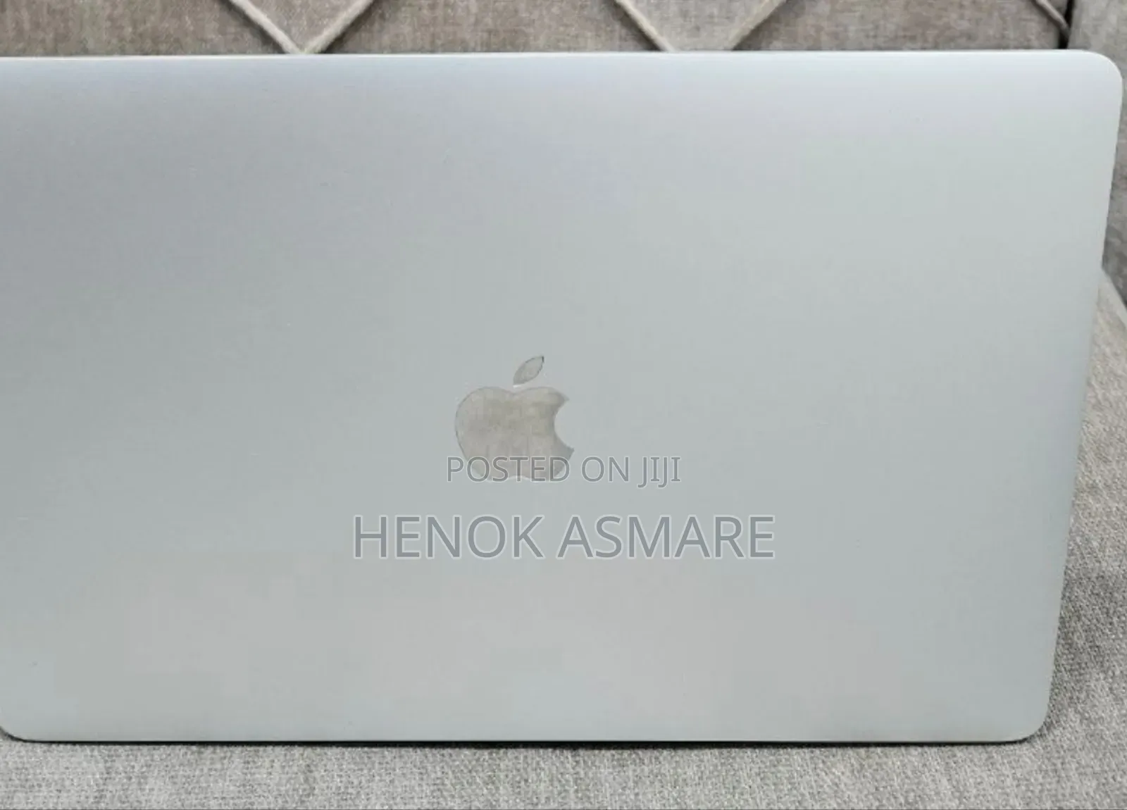 New Laptop Apple MacBook 2020 8GB Intel Core I5 SSD 512GB