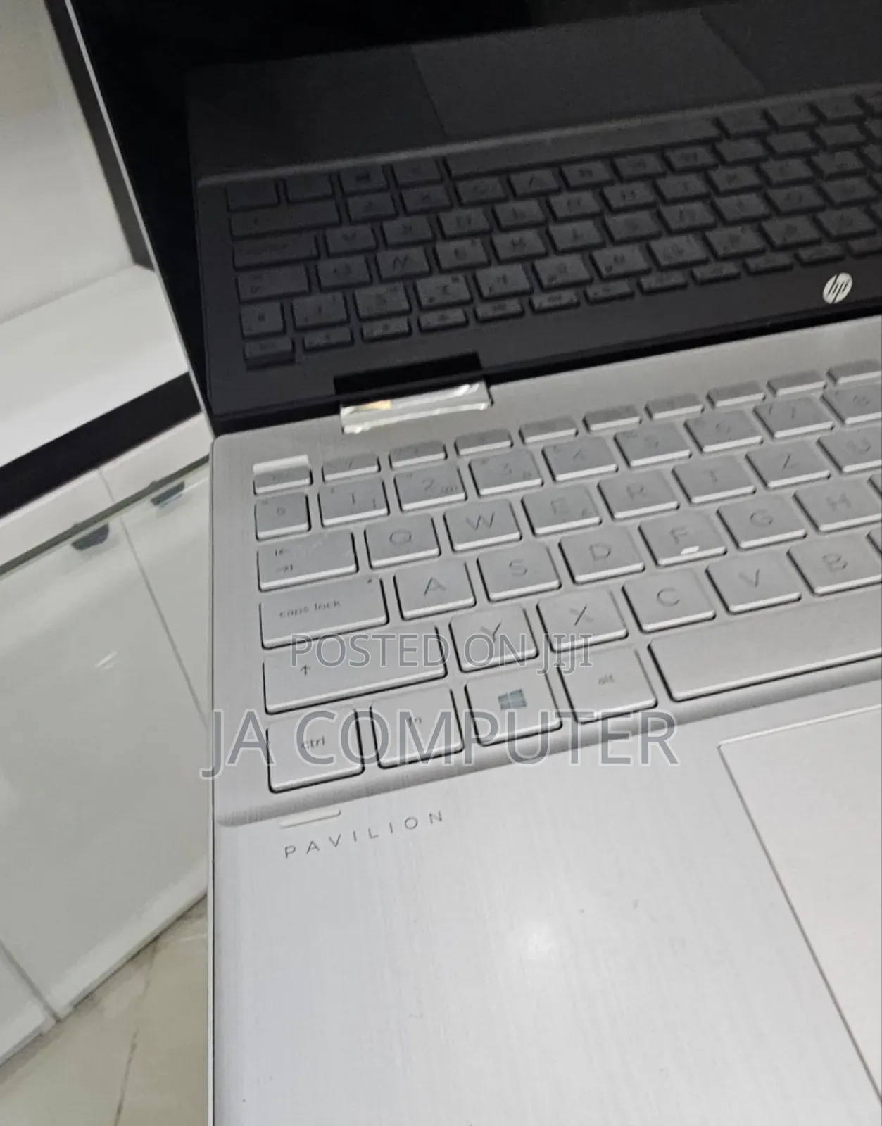 New Laptop HP Pavilion X360 15t 16GB Intel Core I5 SSD 512GB