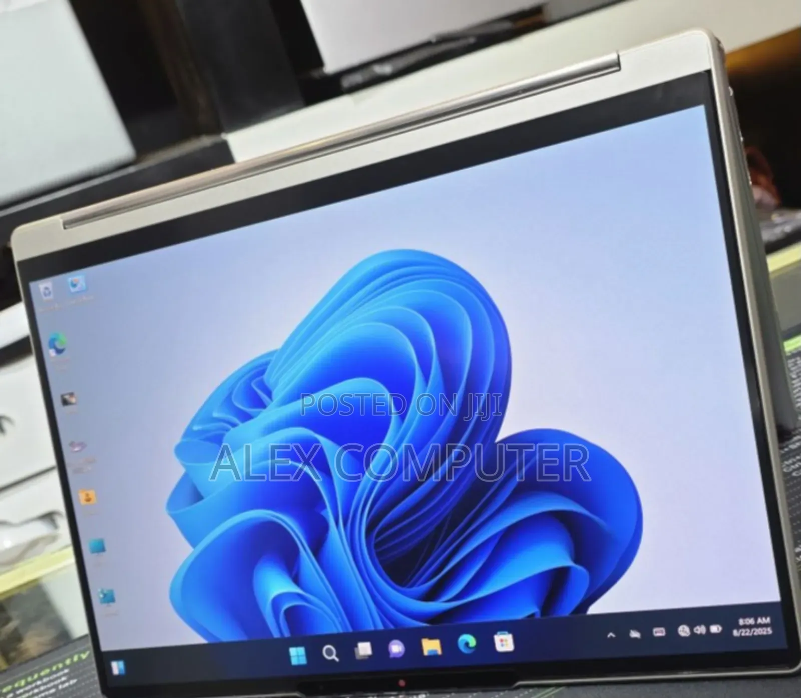 New Laptop Lenovo Yoga 9i 16GB Intel Core I7 SSD 1T