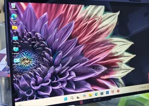 New Laptop Lenovo Yoga 7i 16GB Intel Core Ultra 7 SSD 1T