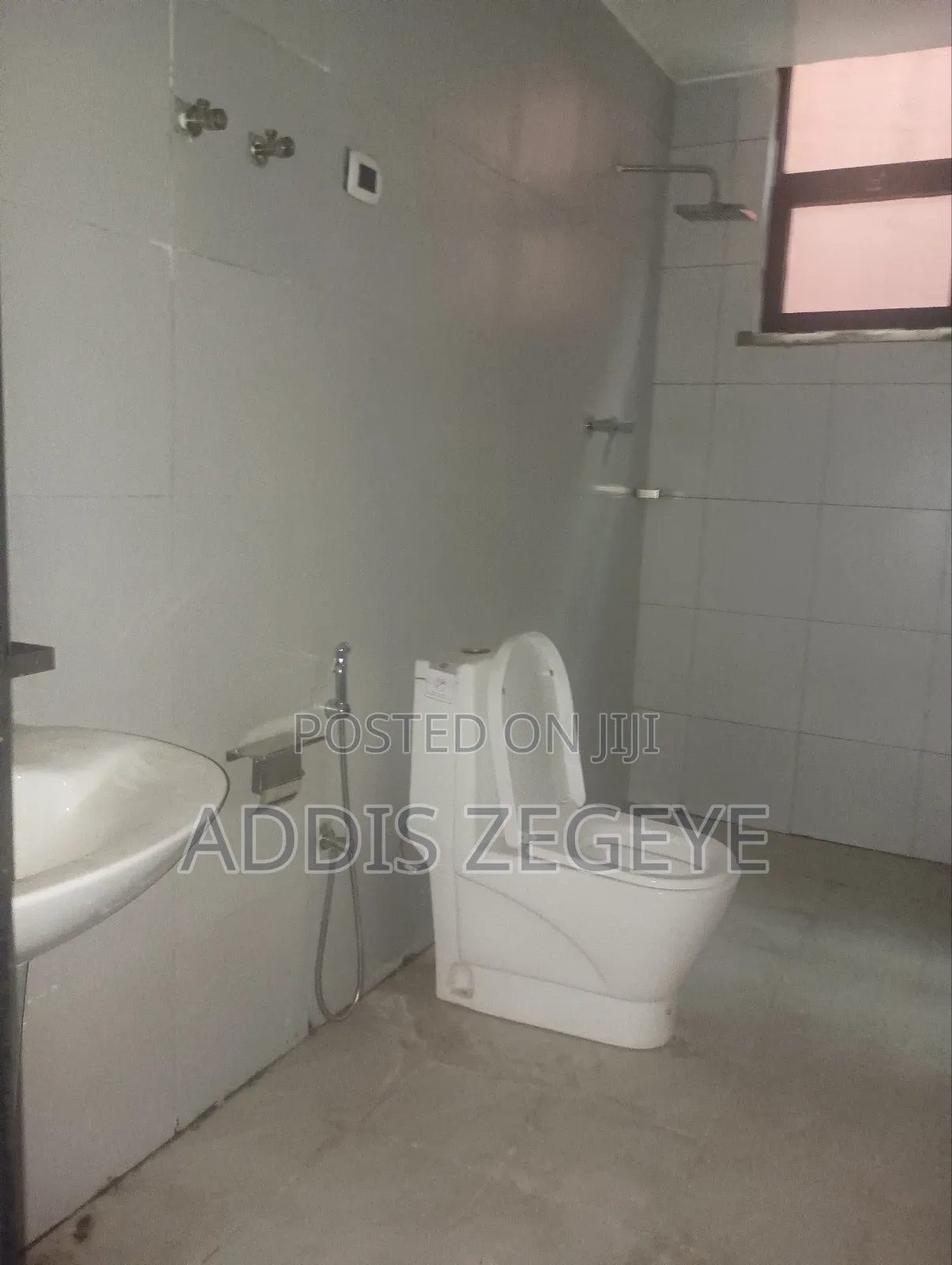 3bdrm Apartment in Private, Akaky Kaliti for rent