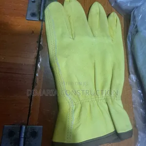 ቢጫ ቆዳ ጓንት(Leather Yellow Glove)