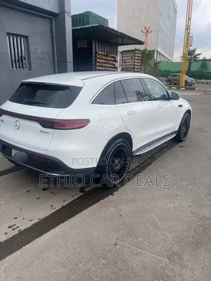 Mercedes-Benz EQC EQC400 4MATIC 2023 White