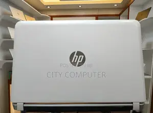 New Laptop HP Pavilion 10 8GB Intel Core I7 SSD 256GB