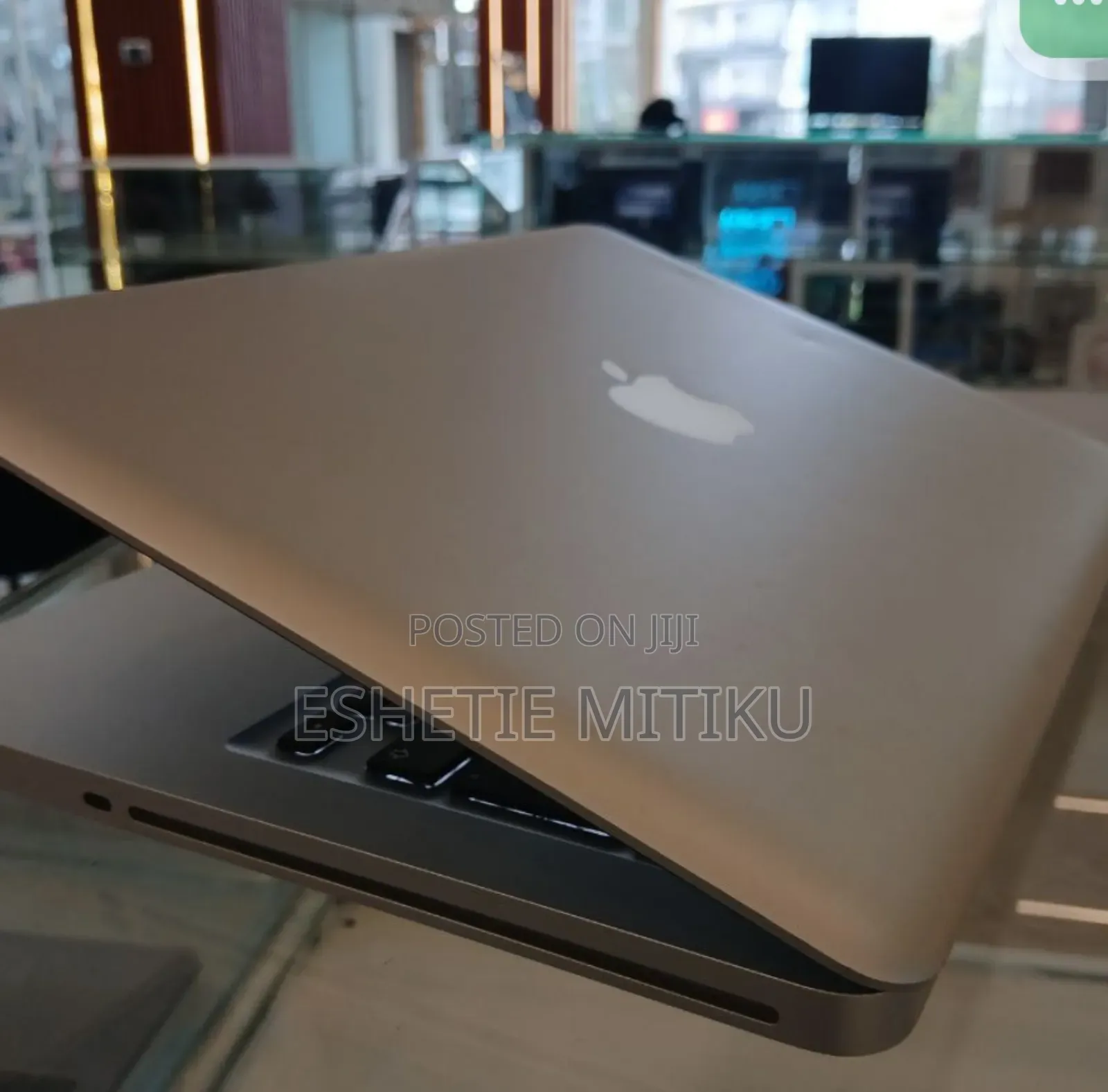 New Laptop Apple MacBook Pro 2012 8GB Intel Core I5 SSD 256GB