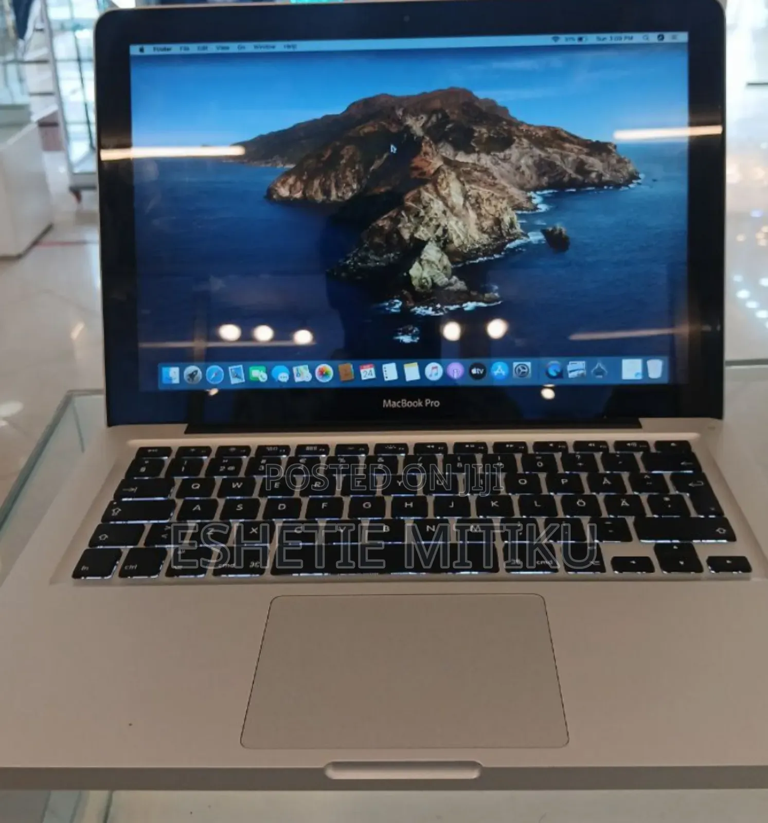 New Laptop Apple MacBook Pro 2012 8GB Intel Core I5 SSD 256GB