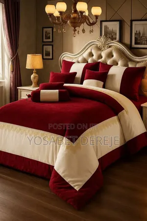 ኮምፈርት Seven (7) PCS Comforter Set