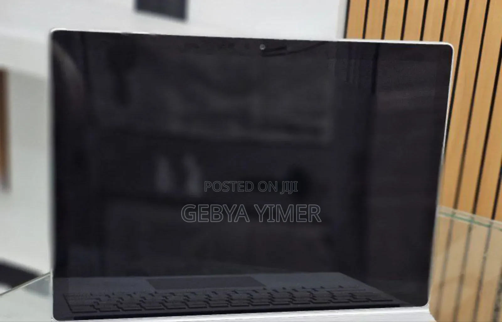 New Laptop Microsoft Surface 16GB Intel Core I7 SSD 256GB