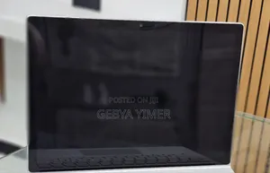 New Laptop Microsoft Surface 16GB Intel Core I7 SSD 256GB