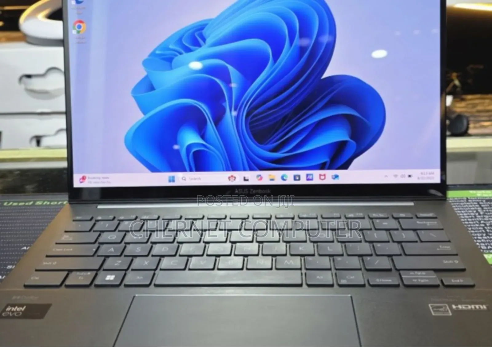 New Laptop Asus ZenBook 13 UX331UN 8GB Intel Core Ultra 5 SSD 512GB