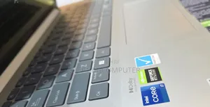 New Laptop Asus 16GB Intel Core I7 SSD 512GB