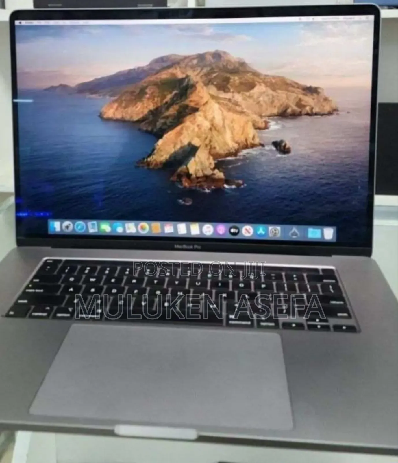 New Laptop Apple MacBook Pro 2019 32GB Intel Core I9 SSD 512GB