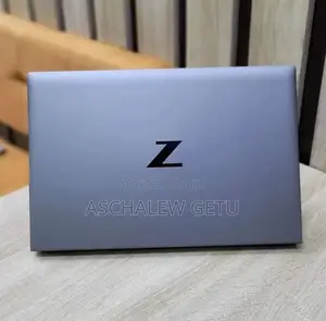 New Laptop HP ZBook Firefly G8 16GB Intel Core I7 SSD 512GB