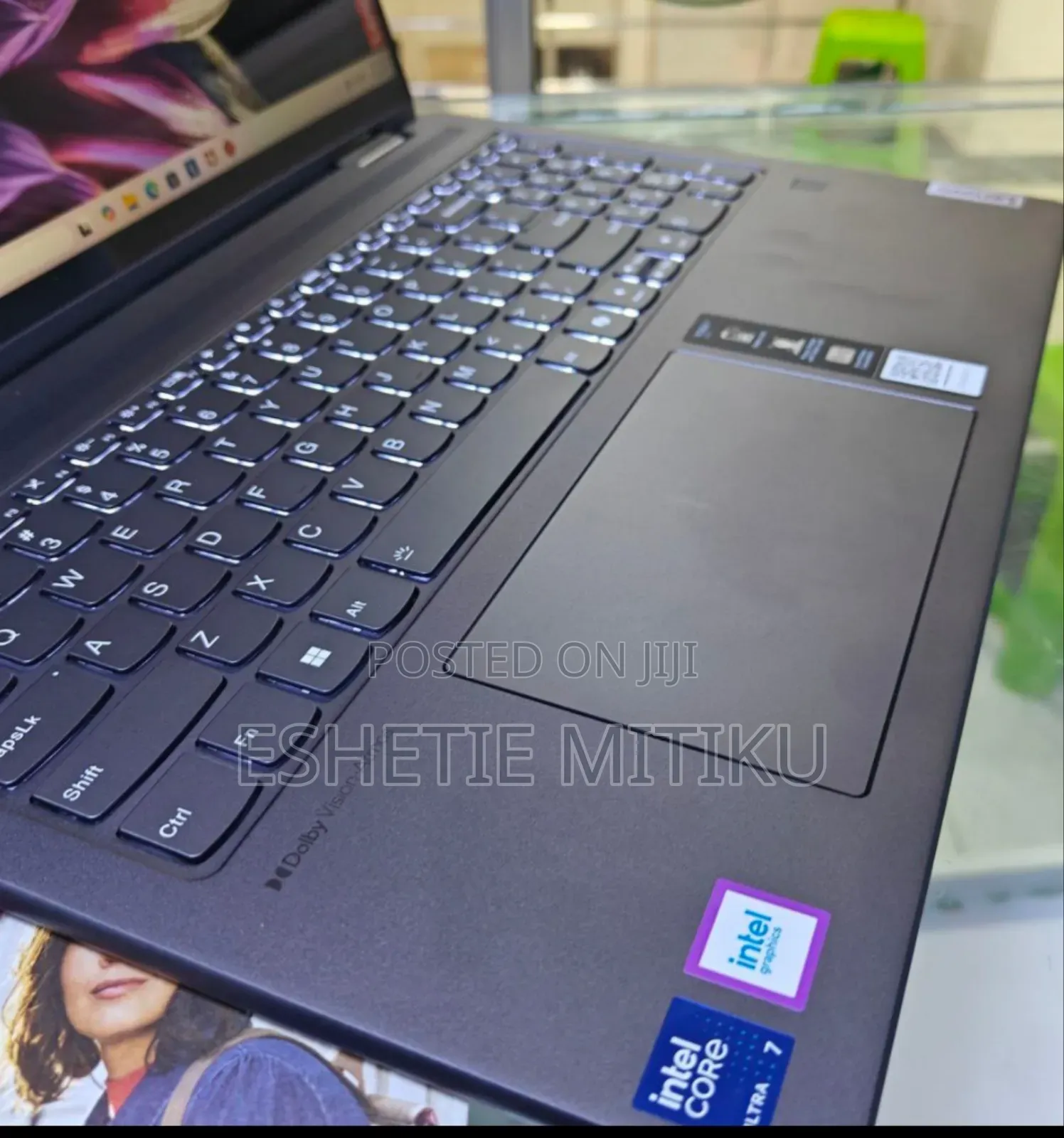 New Laptop Lenovo Yoga 7i 16GB Intel Core Ultra 7 SSD 1T