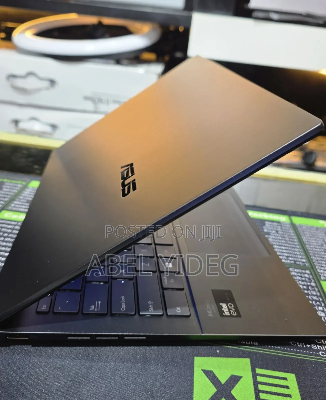 New Laptop Asus ZenBook 13 UX331UN 8GB Intel Core Ultra 5 SSD 512GB