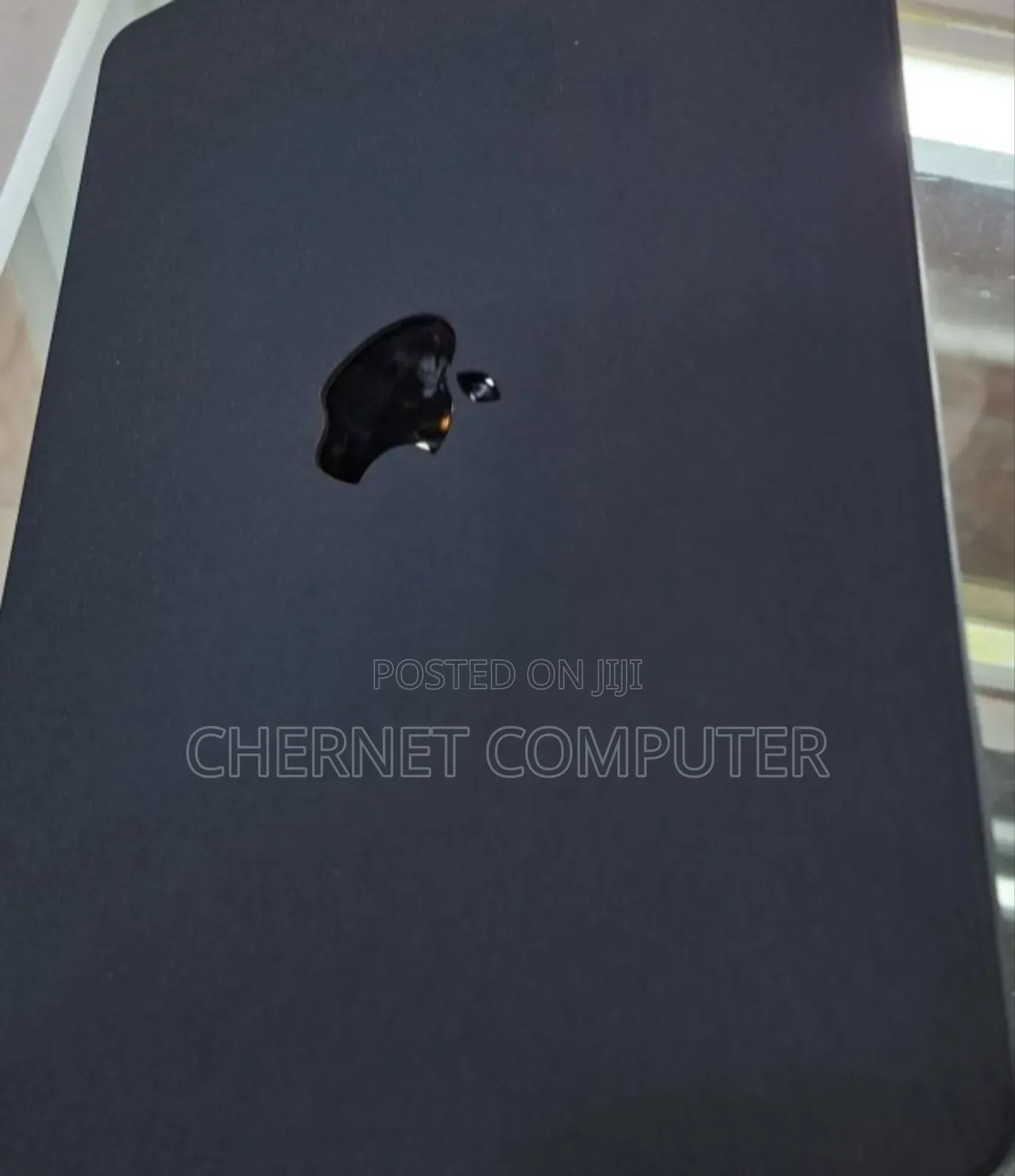 New Laptop Apple MacBook Air 2022 M2 8GB SSD 256GB