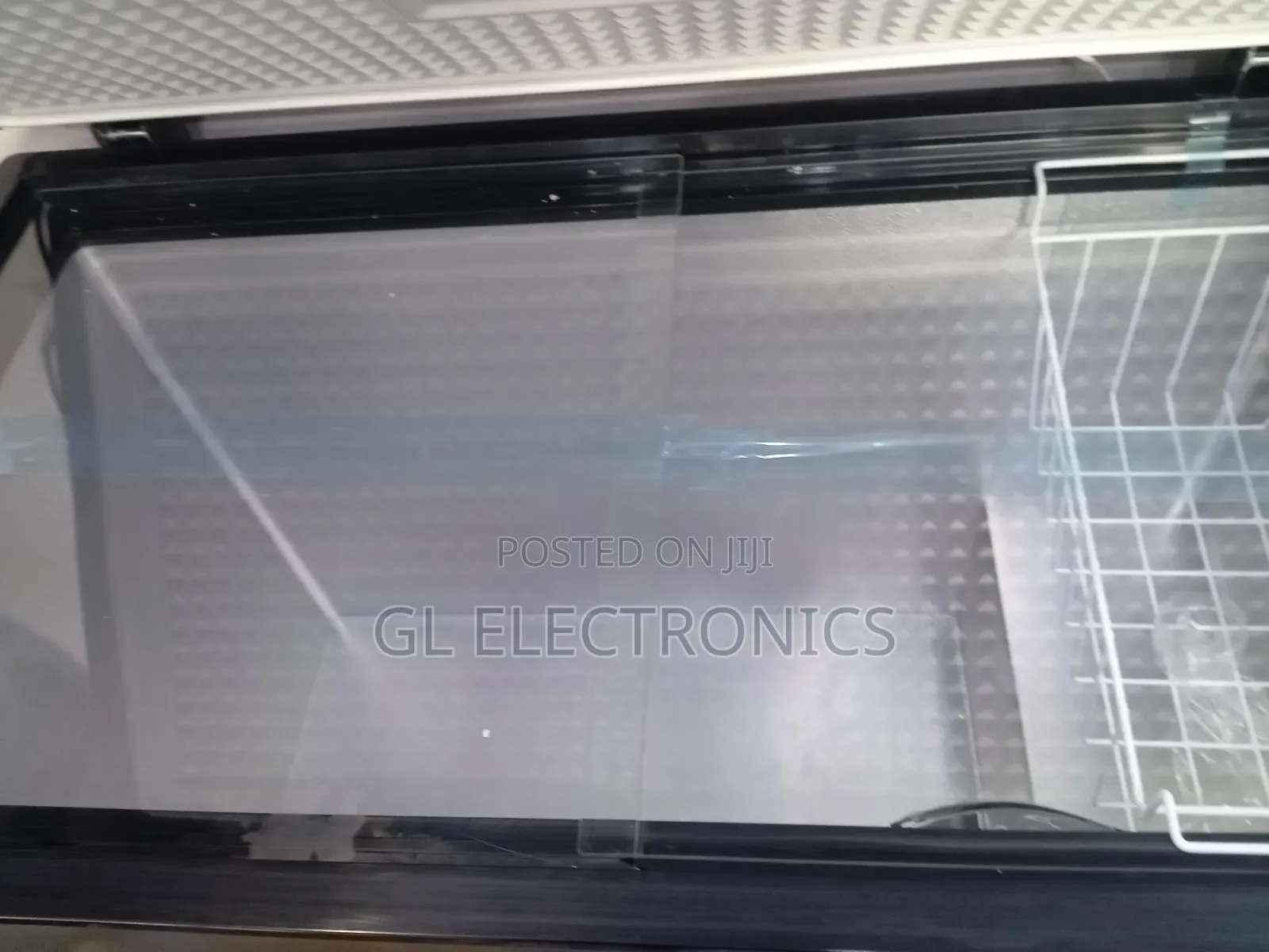 Canary Chest Freezer 287