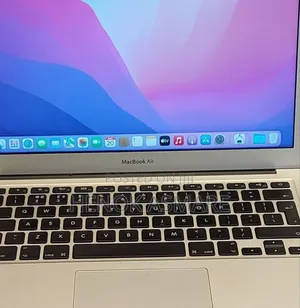 New Laptop Apple MacBook Pro 2017 8GB Intel Core I5 SSD 128GB