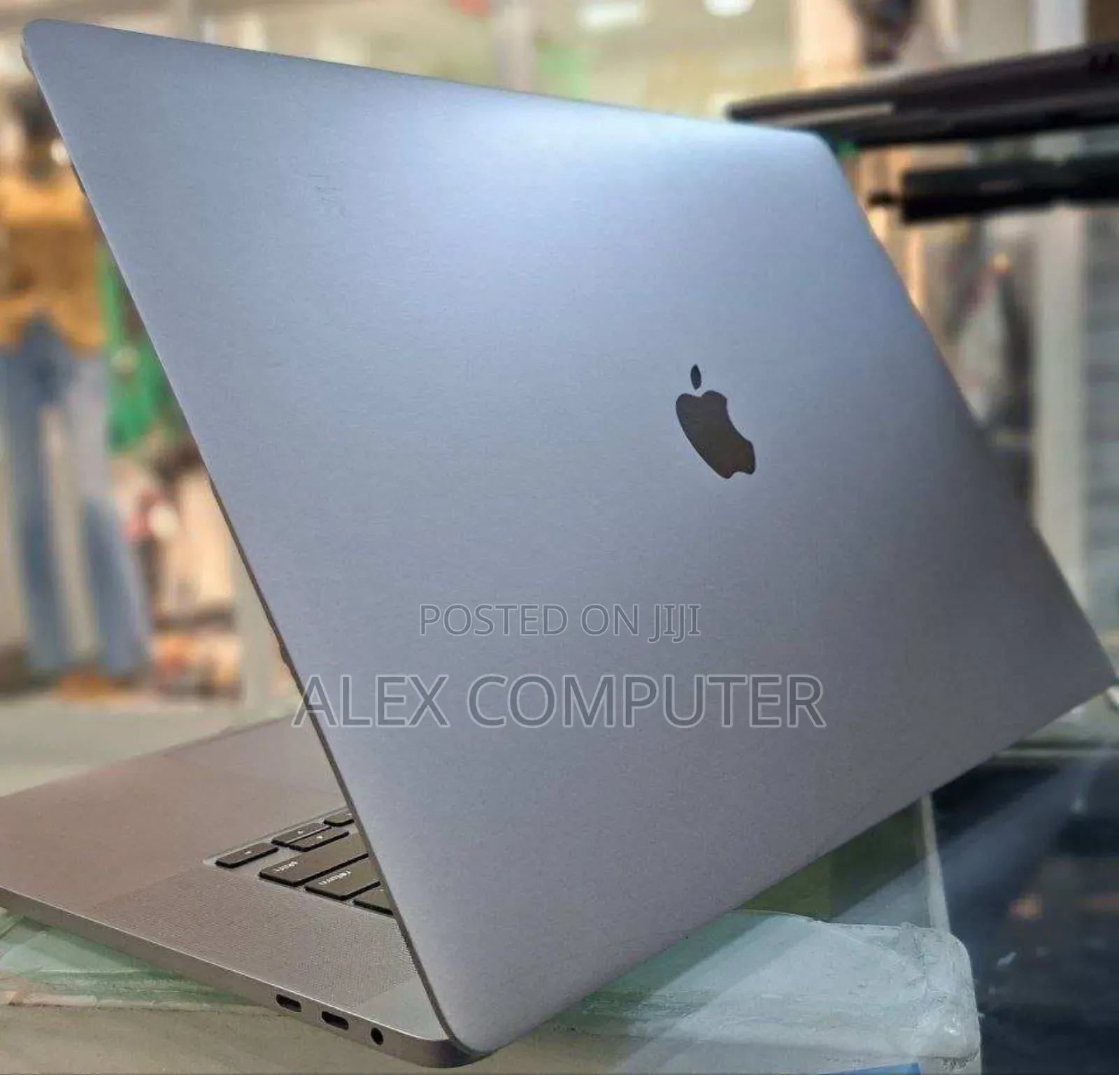 New Laptop Apple MacBook Pro 2019 32GB Intel Core I9 SSD 1T