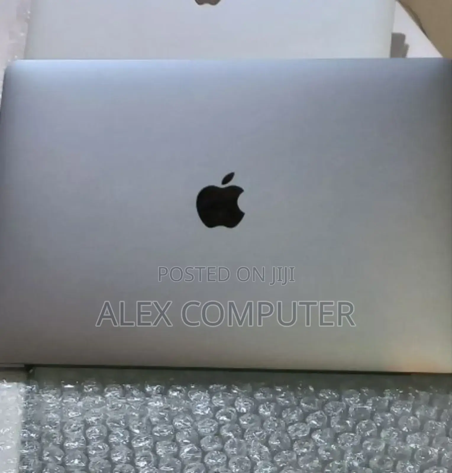 New Laptop Apple MacBook Pro 2017 16GB Intel Core I7 SSD 256GB