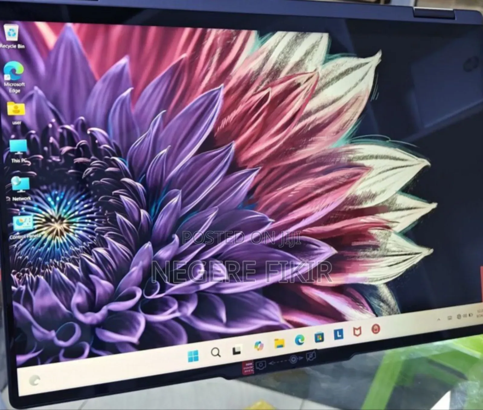 New Laptop Lenovo Yoga 7i 16GB Intel Core Ultra 7 SSD 512GB