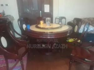 Photo - Dining Table With 6 Chair
