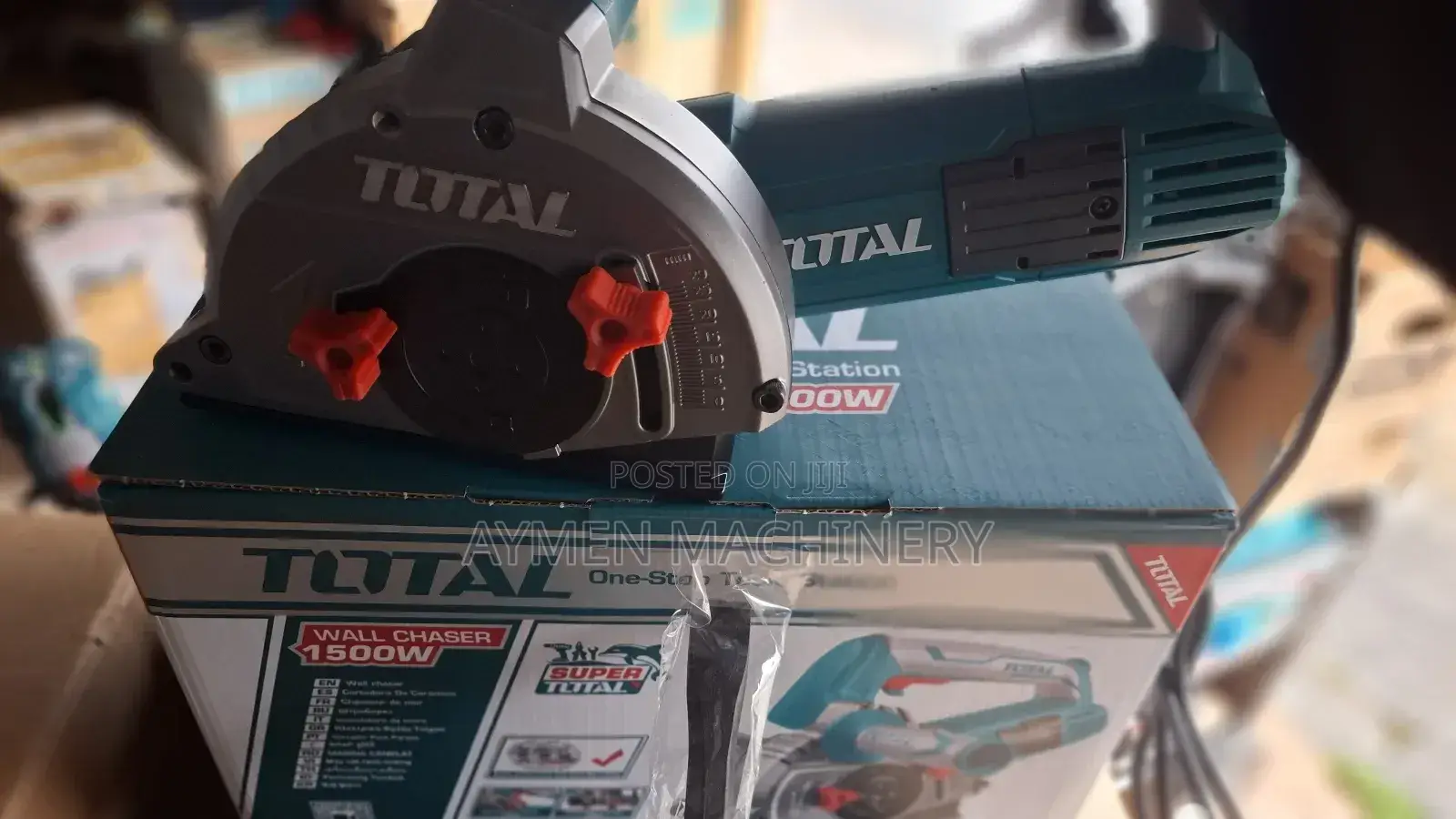 Total Wallchaser 1500w የግድግዳ መሠንጠቂያ