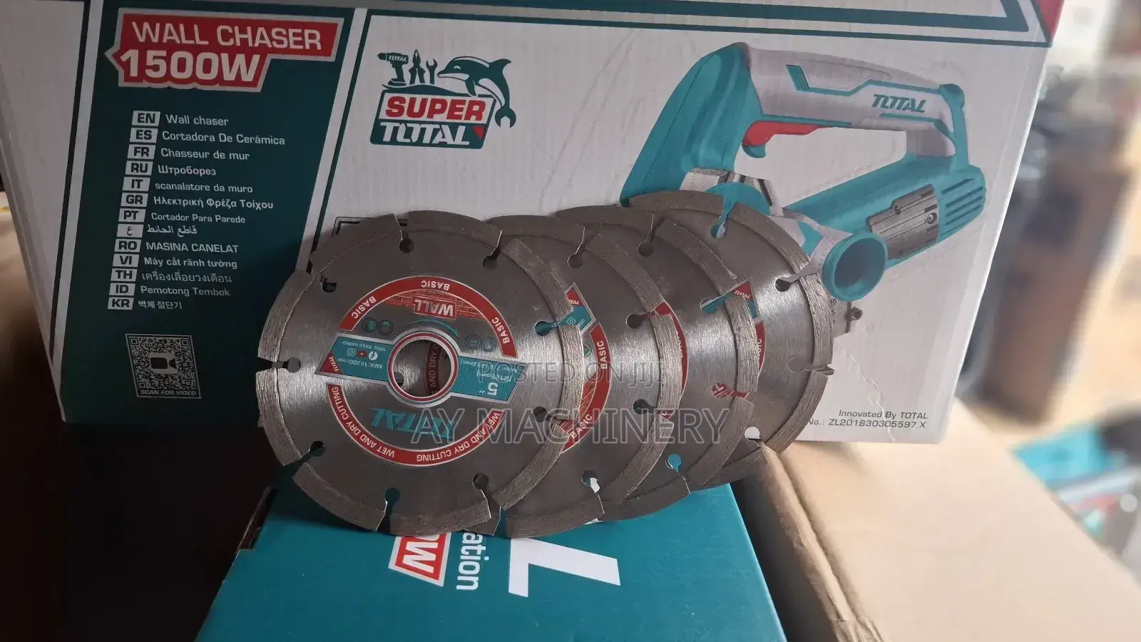 Total Wallchaser 1500w የግድግዳ መሠንጠቂያ