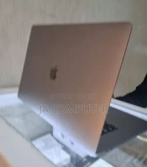New Laptop Apple MacBook Pro 2019 32GB Intel Core I9 SSD 1T